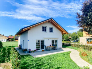 Modernes Landhaus mit Wellnessoase